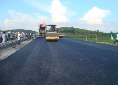 深圳瀝青路面施工一級施工單位資質(zhì)齊全