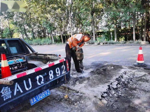 路面挖補維修工程完工 章丘區(qū)潘王路 龍山何家至g308段 順利通車